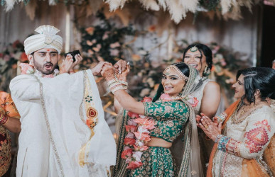 Bijal and Saral exchange wedding garlands