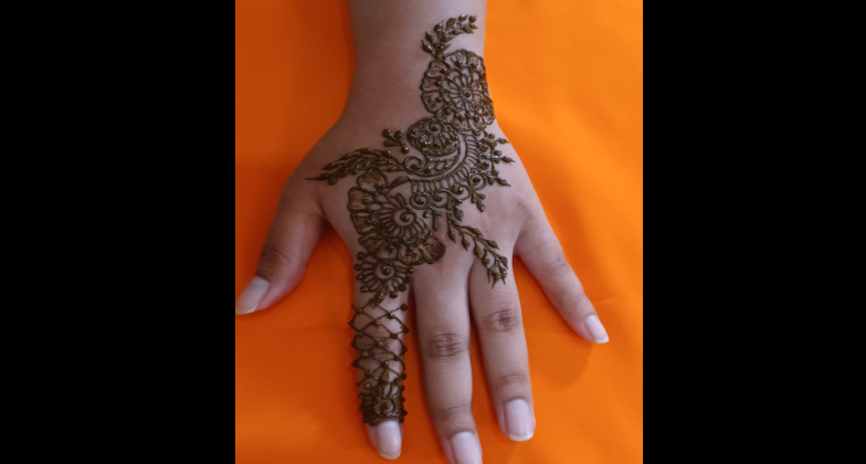 Luxurious South Asian Wedding Mehndi - Heavenly Henna by Fiza